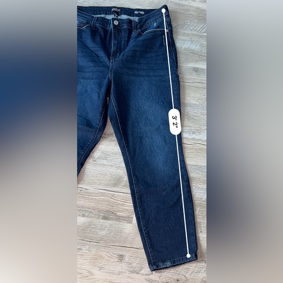 Judy Blue Jean Size 15/32 - Picture 9 of 11